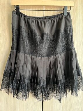 Black Lace Pleated Skater Skirt